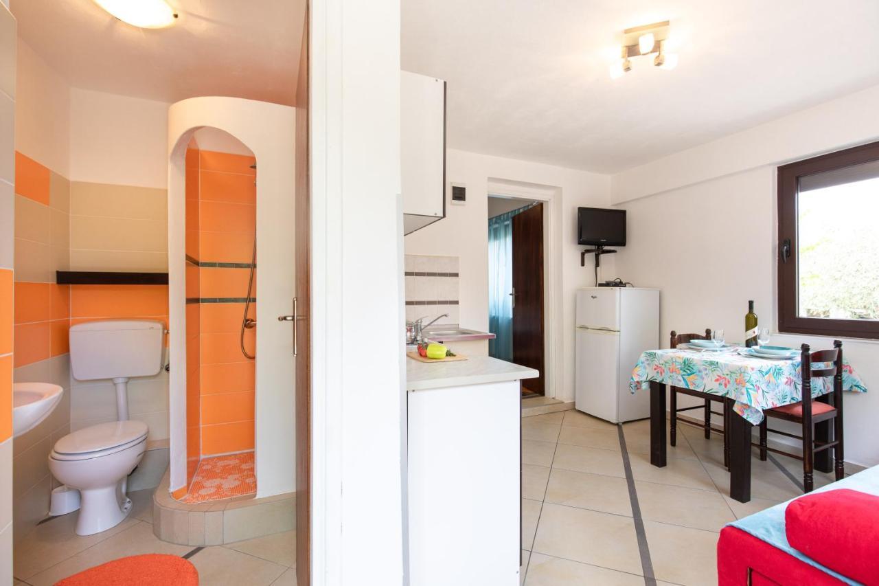 Apartment Linda เวอร์บนิค ภายนอก รูปภาพ